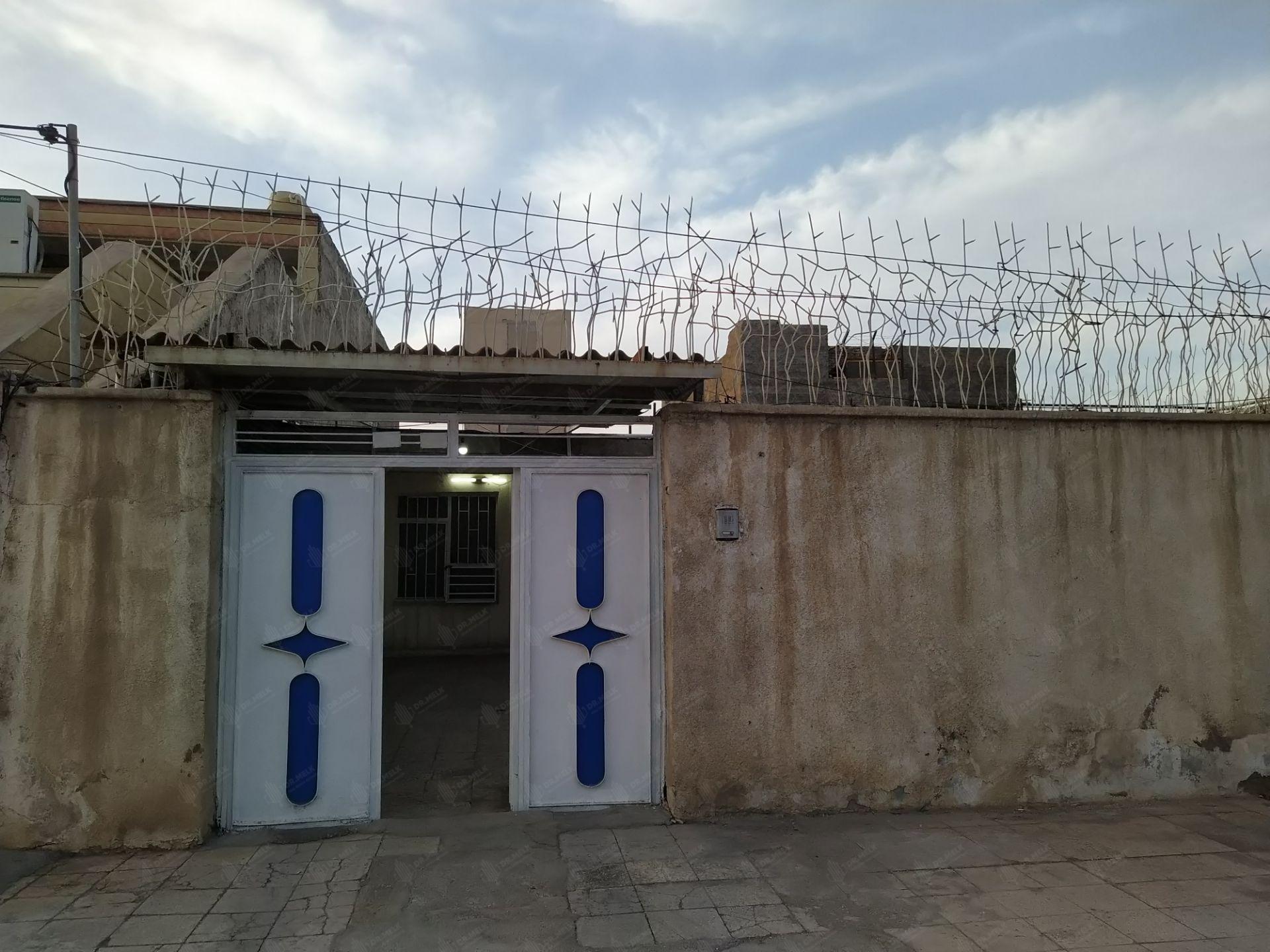 ویلایی۲۰۰ متری در باهنر
