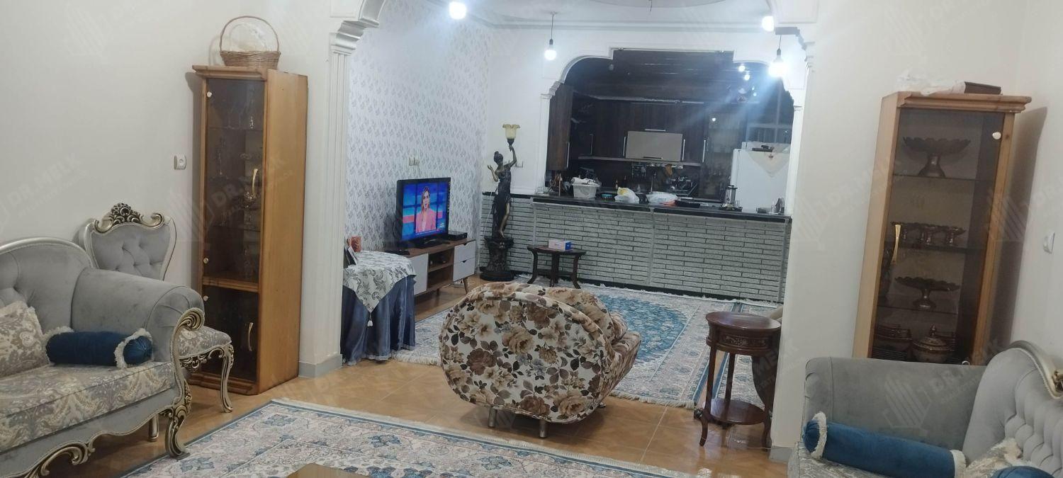 ویلایی۲۷۰ متری در کوی نبوت