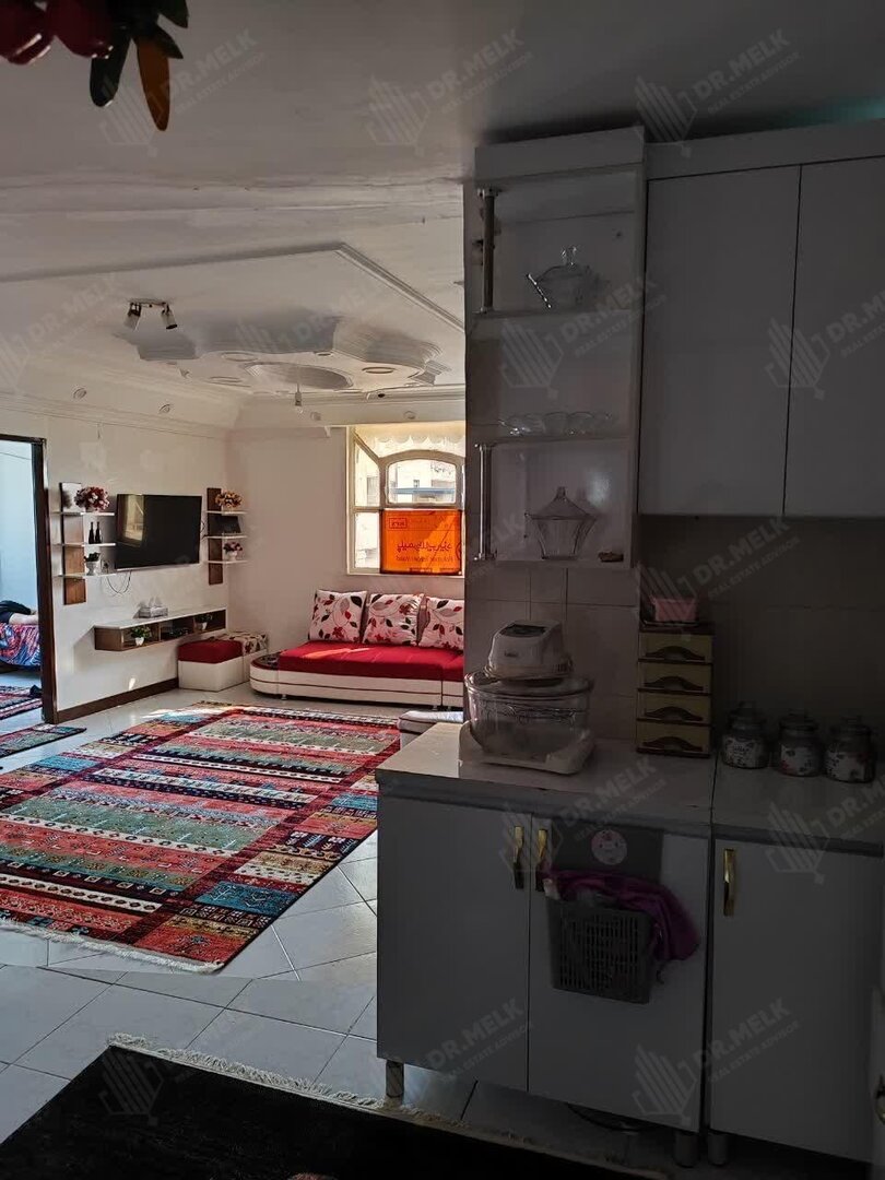 آپارتمان۷۴ متری در کوی پلیس