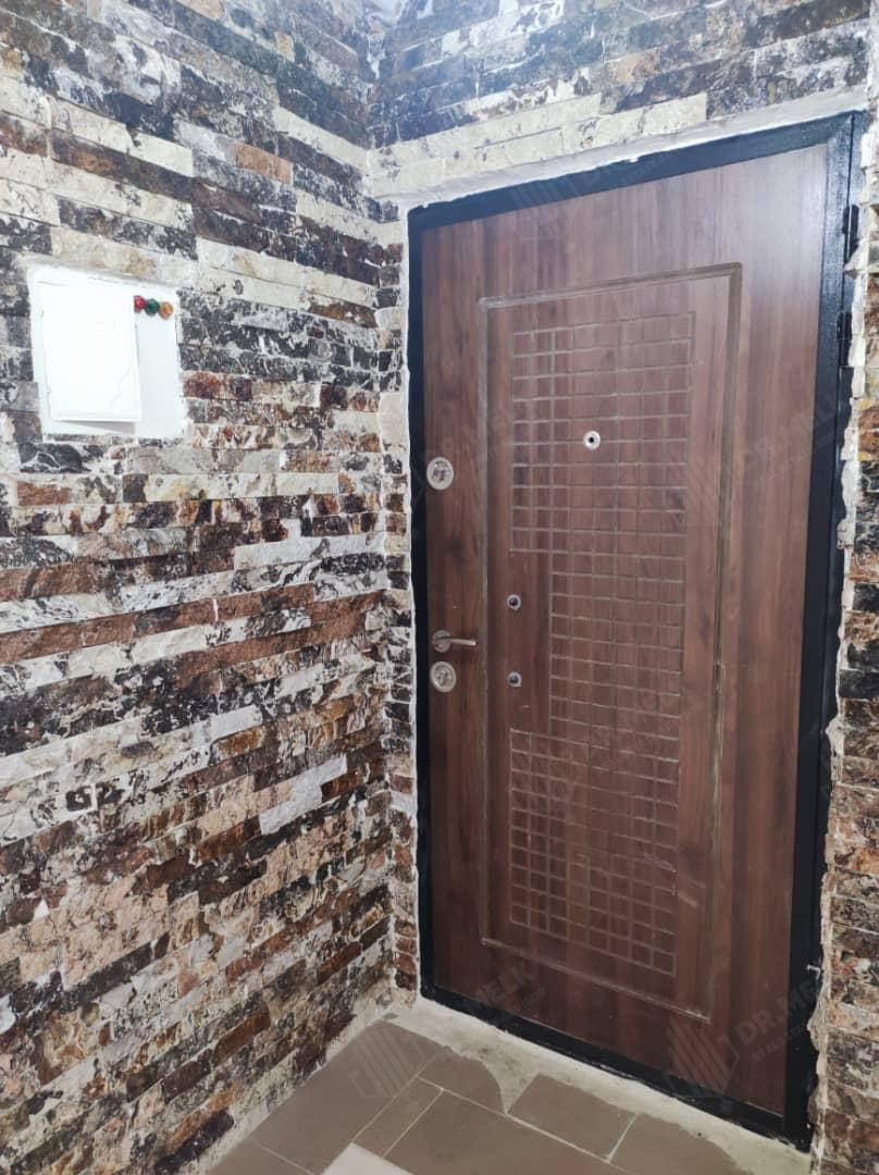 آپارتمان۷۱ متری در کوی پلیس
